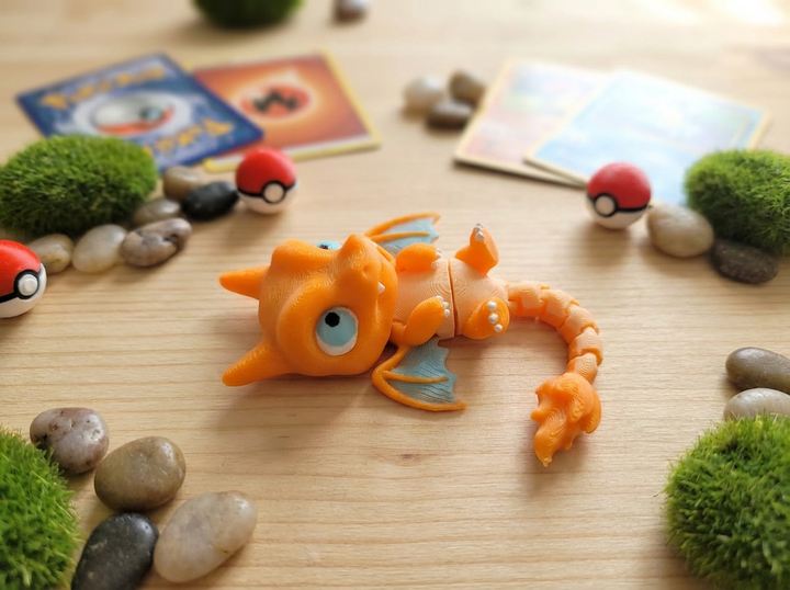 Mini Flexi Charizard Figurine - Articulated Dragon Fidget Toy