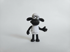 Flexi Shaun the Sheep Figurine - Articulated Desk Toy Collector Figure 2
