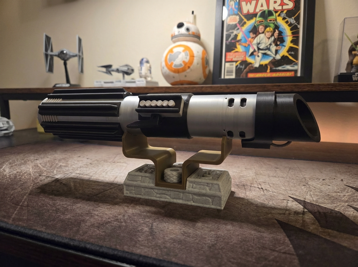 Darth Vader Lightsaber Prop - Life-Size 3D Printed Replica for Cosplay