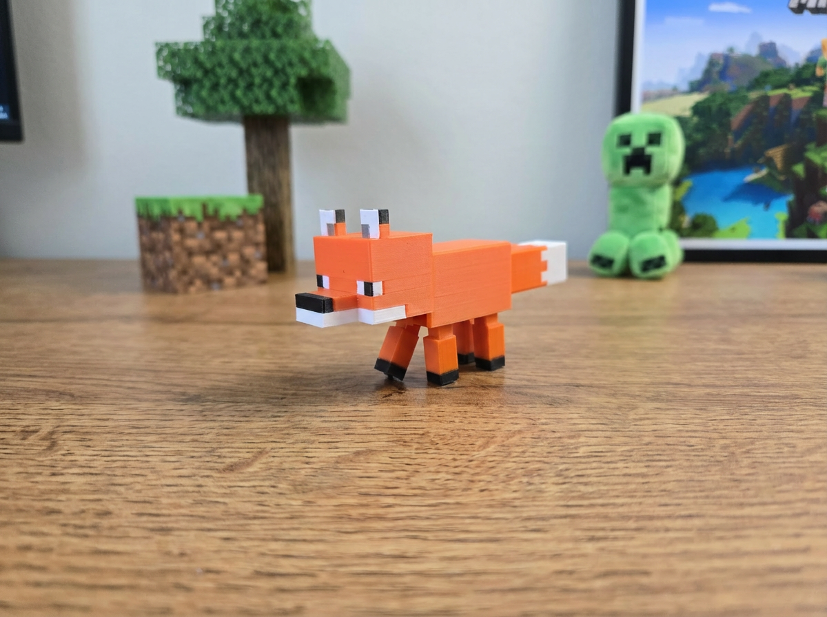 Minecraft Fox Figure - 3D Printed Voxel Art, Gamer Desk Decor 1
