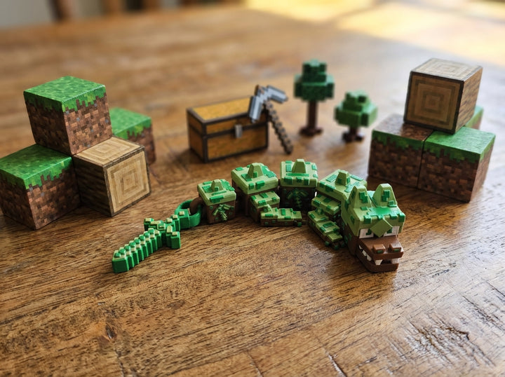 Small Articulated Minecraft Dragon - 3D Printed Pixel Art Fidget Toy