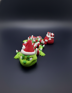 Grinch Dragon Articulated Figure - 3D Printed Christmas Decor 7